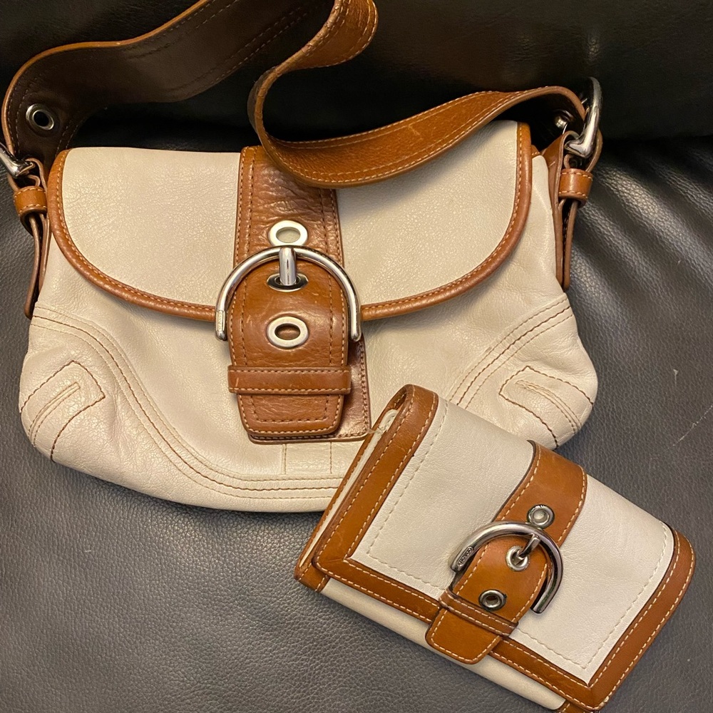 Coach purse and wallet